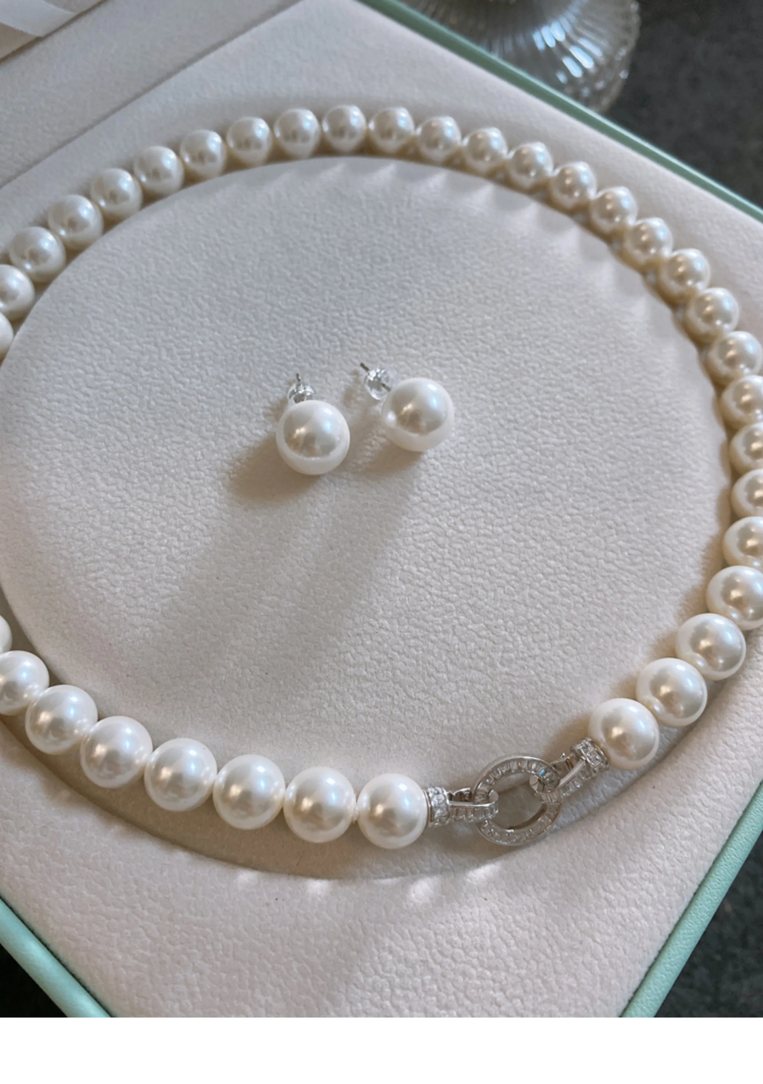 Великолепное ожерелье из натур – обзор и цена Pearl Trim Chain
